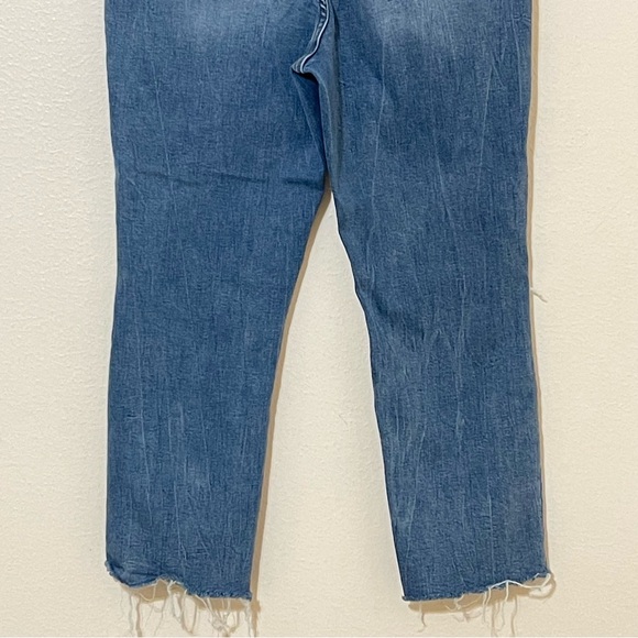 Blank NYC The Madison High Rise Crop Distressed Straight Leg Jeans Size 32 - Picture 6 of 11